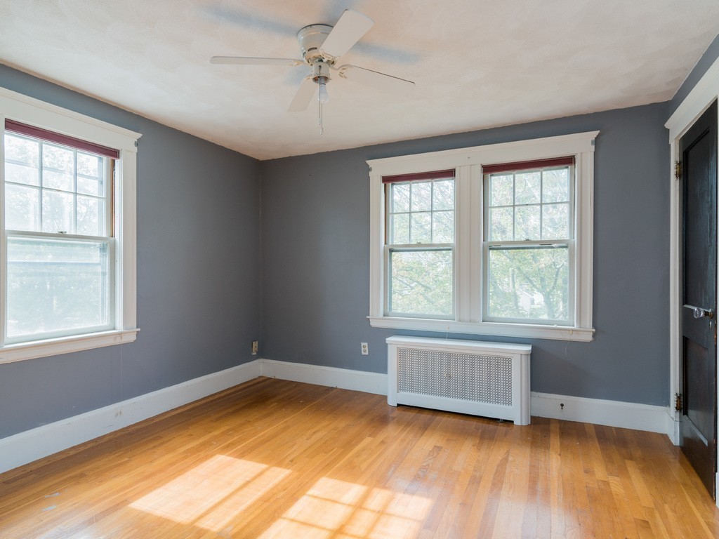 35 Edwin Road Waltham, MA 02453 - Photo 18 of 21 Gallery Image 18