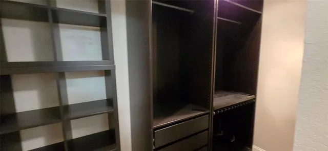 $1,700 | 8951 North New River Canal Road, Unit 1B, Plantation, FL 33324