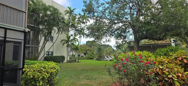 $1,700 | 8951 North New River Canal Road, Unit 1B, Plantation, FL 33324