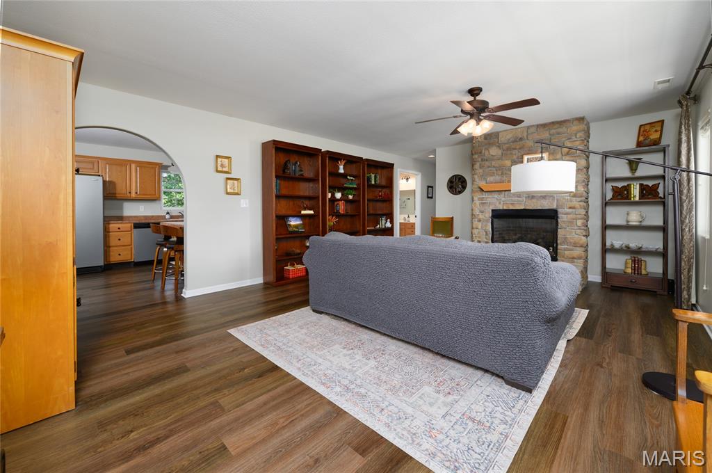 23841 Raspberry Lane Waynesville, MO 65583 - Photo 9 of 70