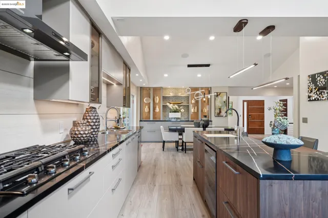 $1,988,000 | 38 Lenelle Court, Moraga, CA 94556