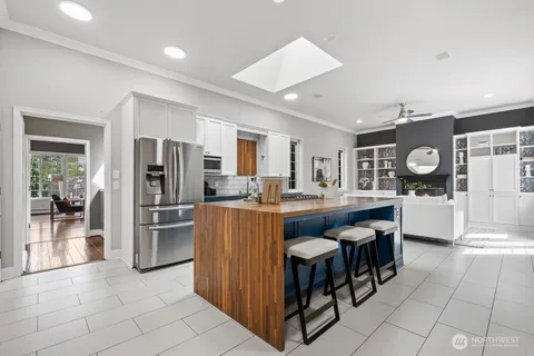 $1,745,000 | 17247 Southeast 54th Place, Bellevue, WA 98006
