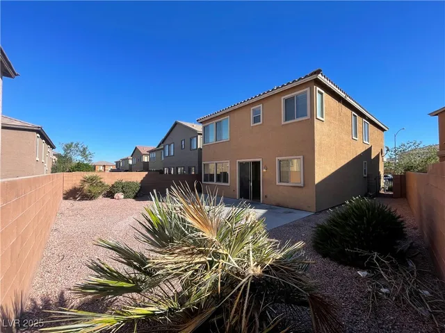 $2,500 | 783 Crest Valley Place, Henderson, NV 89011