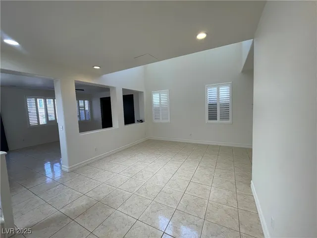 $2,500 | 783 Crest Valley Place, Henderson, NV 89011