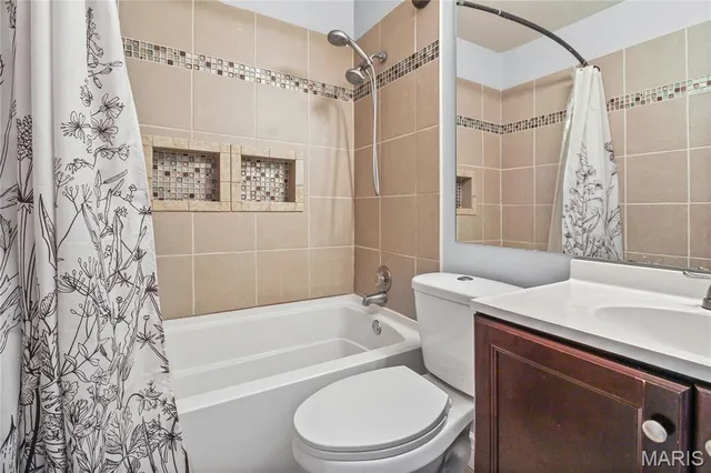 $189,900 | 1042 Humber Circle, St. Louis, MO 63129