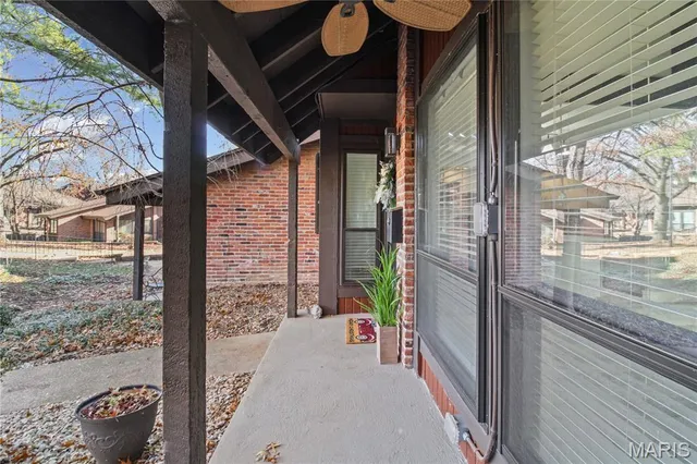 $189,900 | 1042 Humber Circle, St. Louis, MO 63129