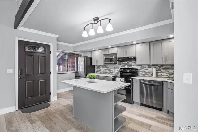 $189,900 | 1042 Humber Circle, St. Louis, MO 63129