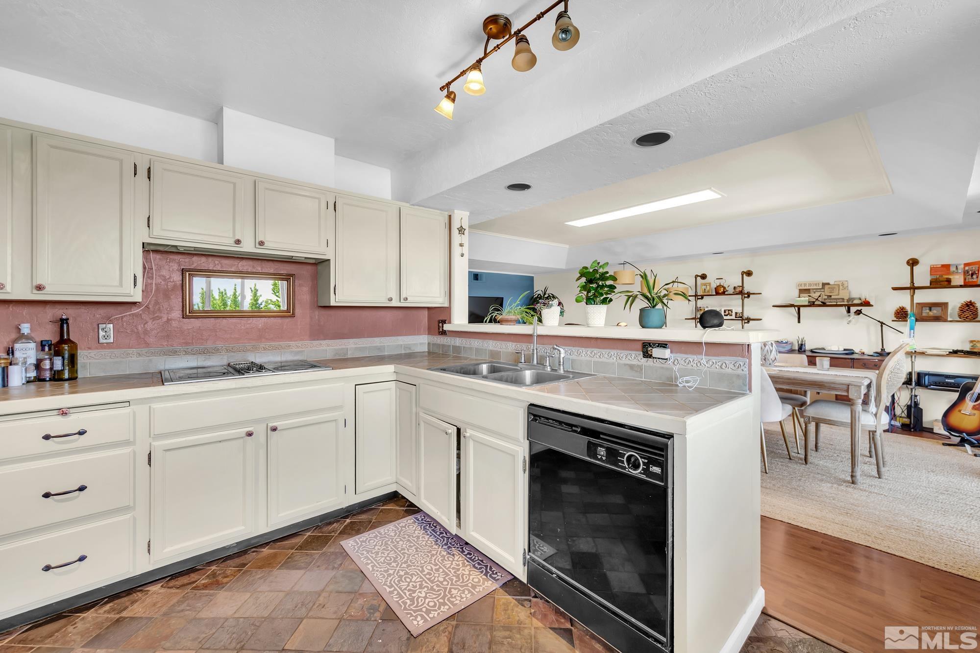 3145 Cashill Boulevard Reno, NV 89509 - Photo 16 of 26 Photo 16