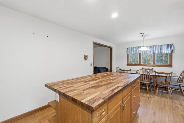 $425,000 | 99 Hunt Hill Road, Rindge, NH 03461