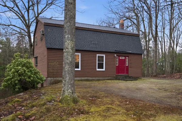 $425,000 | 99 Hunt Hill Road, Rindge, NH 03461