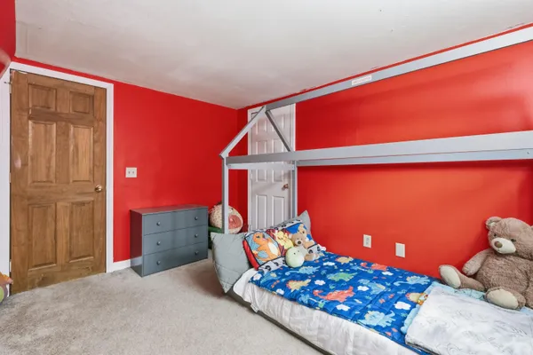 $425,000 | 99 Hunt Hill Road, Rindge, NH 03461