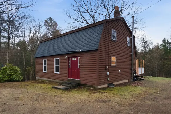 $425,000 | 99 Hunt Hill Road, Rindge, NH 03461