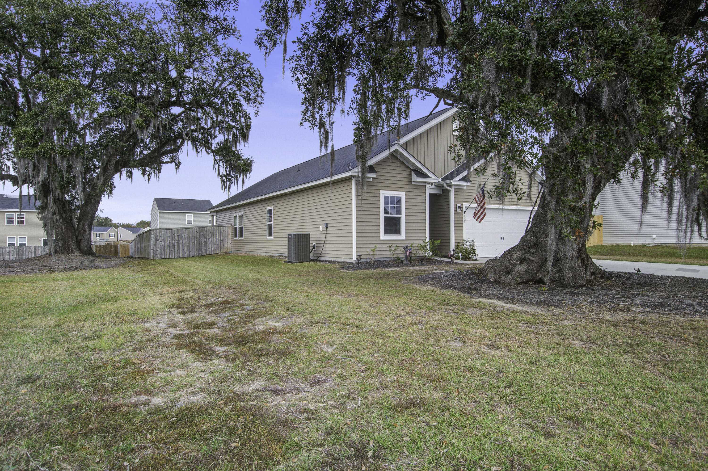 435 Eva Street Moncks Corner, SC 29461 - Photo 3 of 35 435 (2)