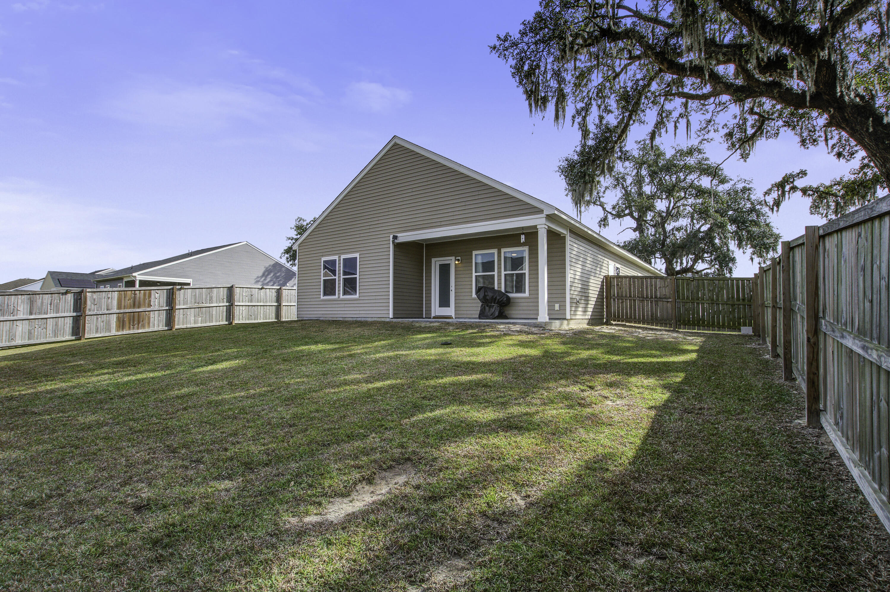 435 Eva Street Moncks Corner, SC 29461 - Photo 33 of 35 435 (33)
