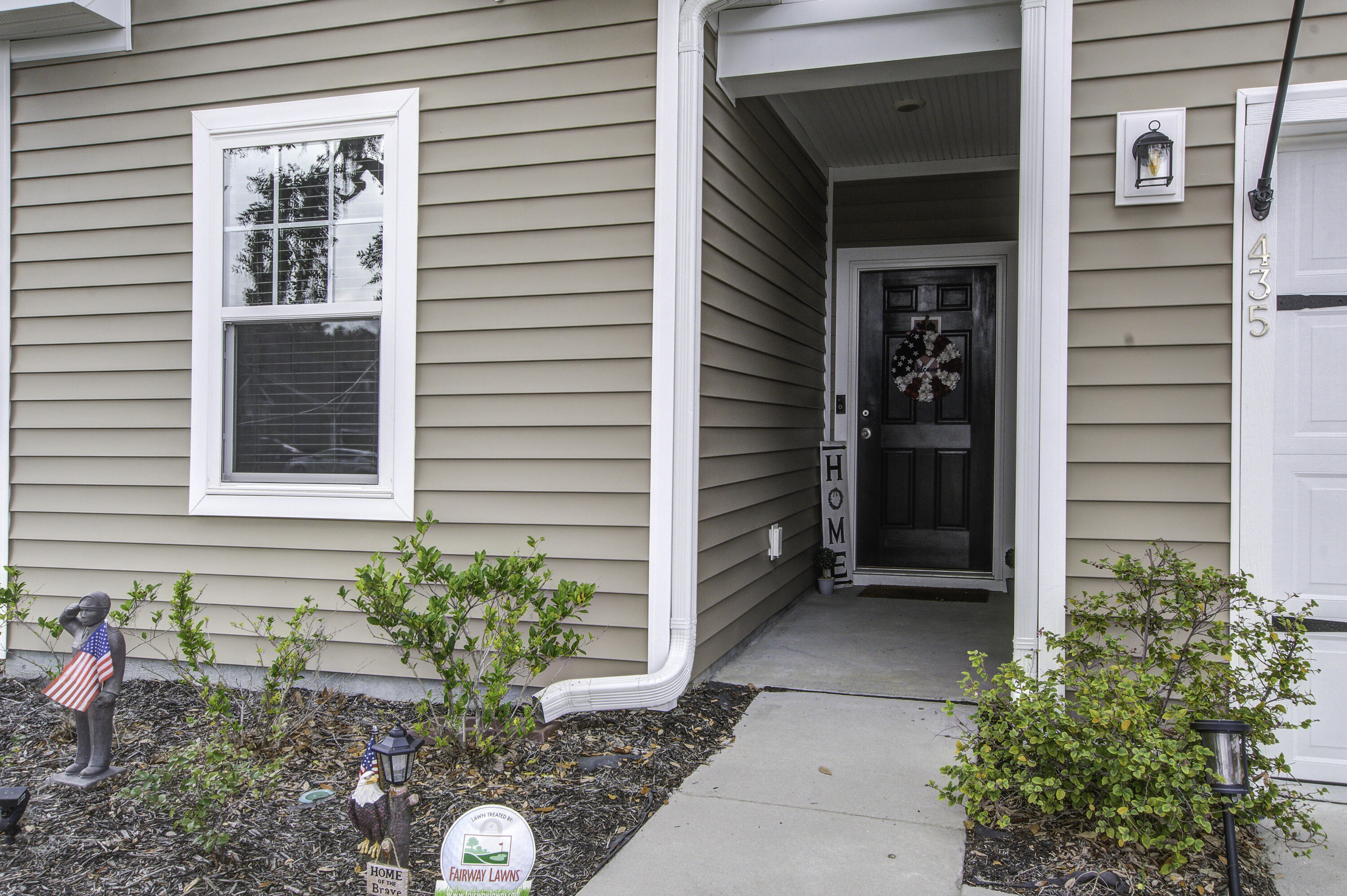 435 Eva Street Moncks Corner, SC 29461 - Photo 4 of 35 435 (4)