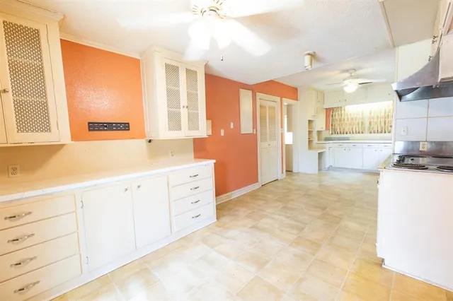 $189,900 | 1001 West Walnut Street, Coleman, TX 76834