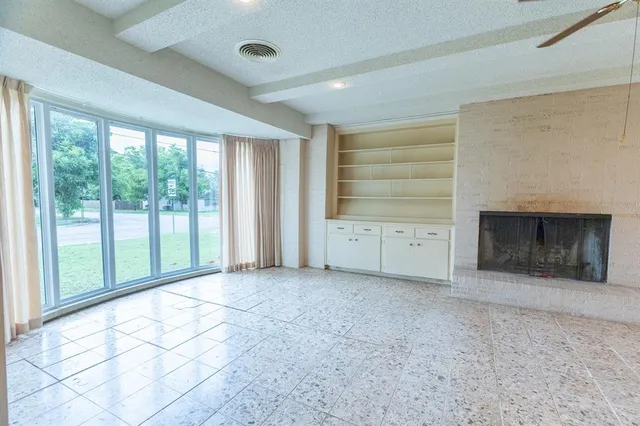 $189,900 | 1001 West Walnut Street, Coleman, TX 76834