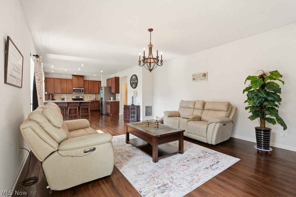 4591 Lakeside Ovl Peninsula, OH 44264 - Photo 13 of 41