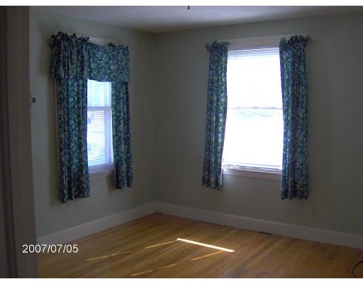240 Redlands Street Springfield, MA 01104 - Photo 10 of 13