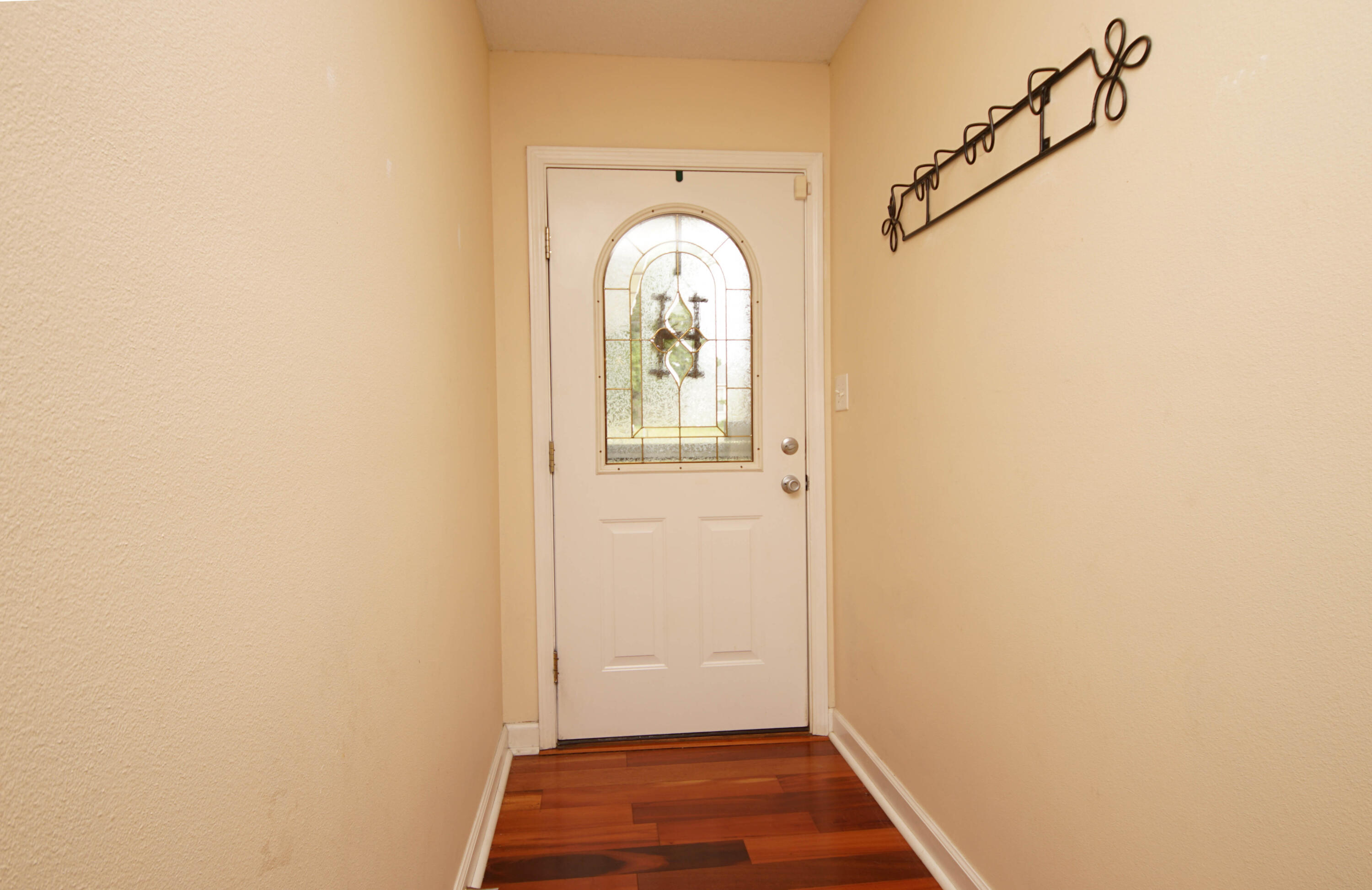 7323 Gordon Evans Road Navarre, FL 32566 - Photo 20 of 32 7323GordonEvansNEntry
