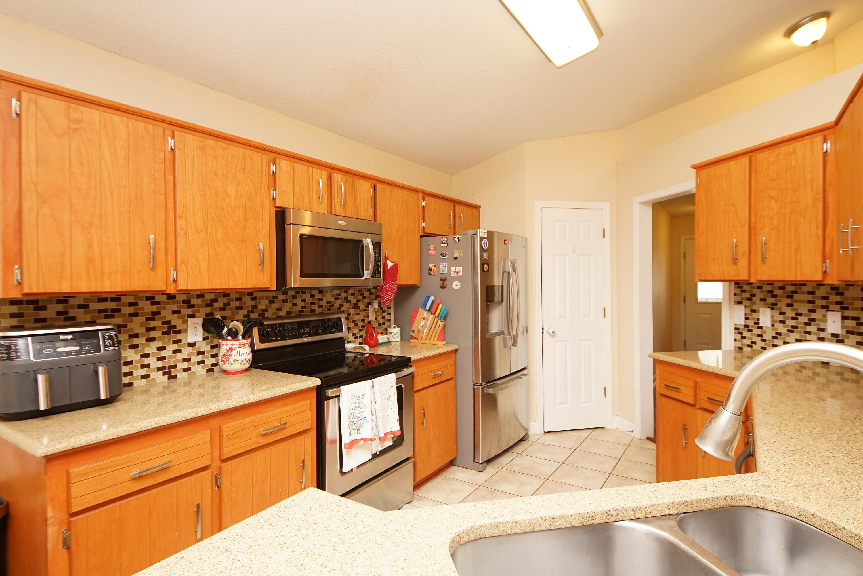 7323 Gordon Evans Road Navarre, FL 32566 - Photo 8 of 32 7323GordonEvansKit11
