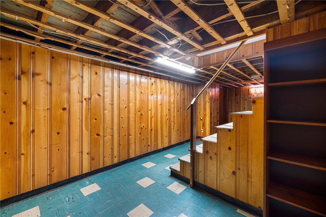 63 Edgemere Road Pawtucket, RI 02861 - Photo 25 of 33 Gallery Image 25
