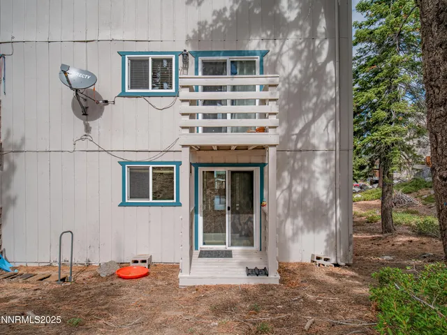 a view of front door with porch