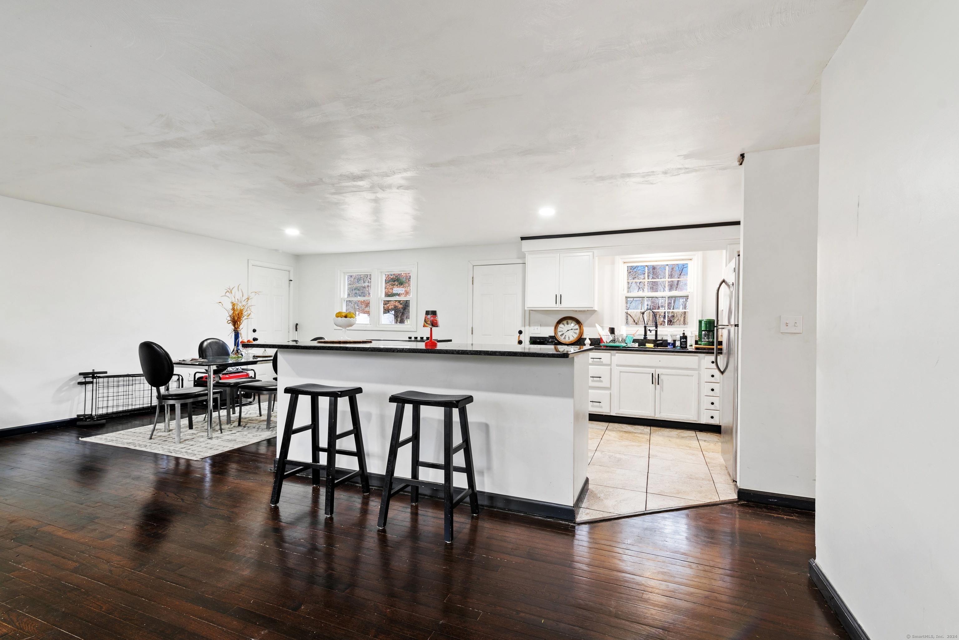 45 Frederick Road Vernon, CT 06066 - Photo 4 of 22