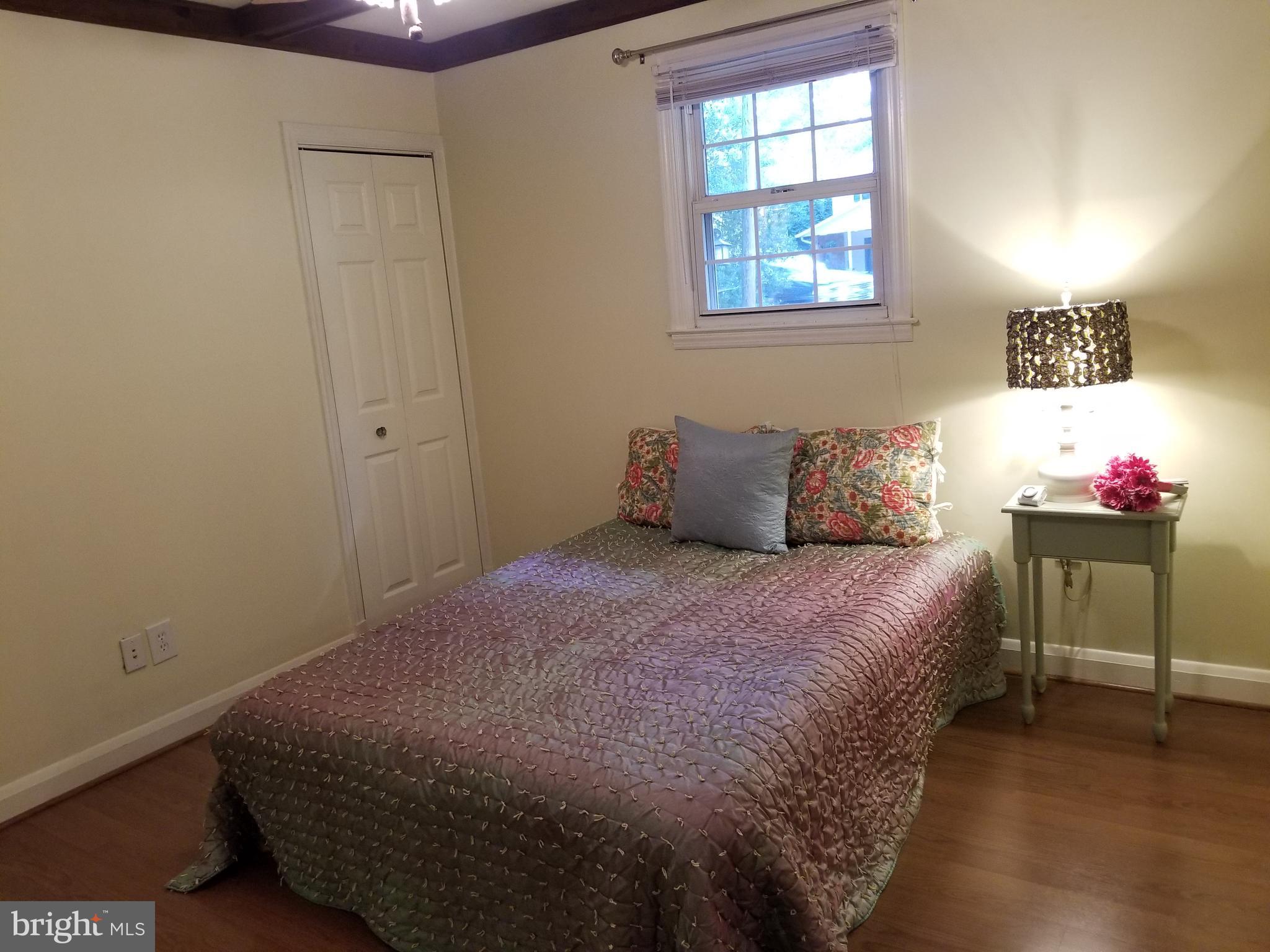 610 Riverside Drive Pasadena, MD 21122 - Photo 21 of 75 Nice laminate wood flooring