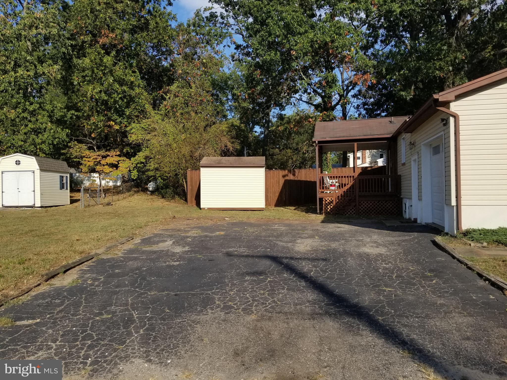 610 Riverside Drive Pasadena, MD 21122 - Photo 66 of 75 Driveway is HUGE! Fits 6 or more cars!