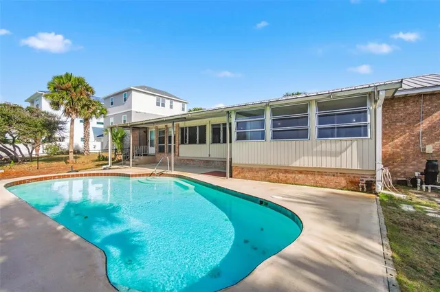 $2,500 | 1742 South Central Avenue, Flagler Beach, FL 32136