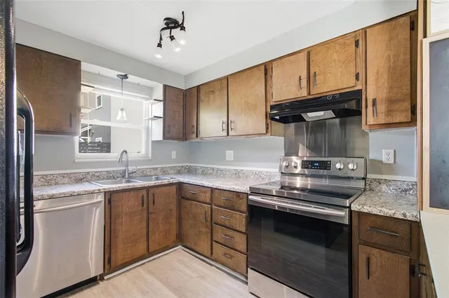 $2,500 | 1742 South Central Avenue, Flagler Beach, FL 32136