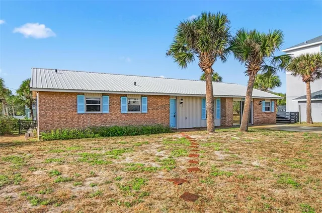 $2,500 | 1742 South Central Avenue, Flagler Beach, FL 32136