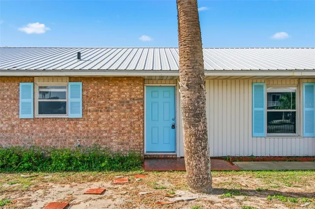$2,500 | 1742 South Central Avenue, Flagler Beach, FL 32136