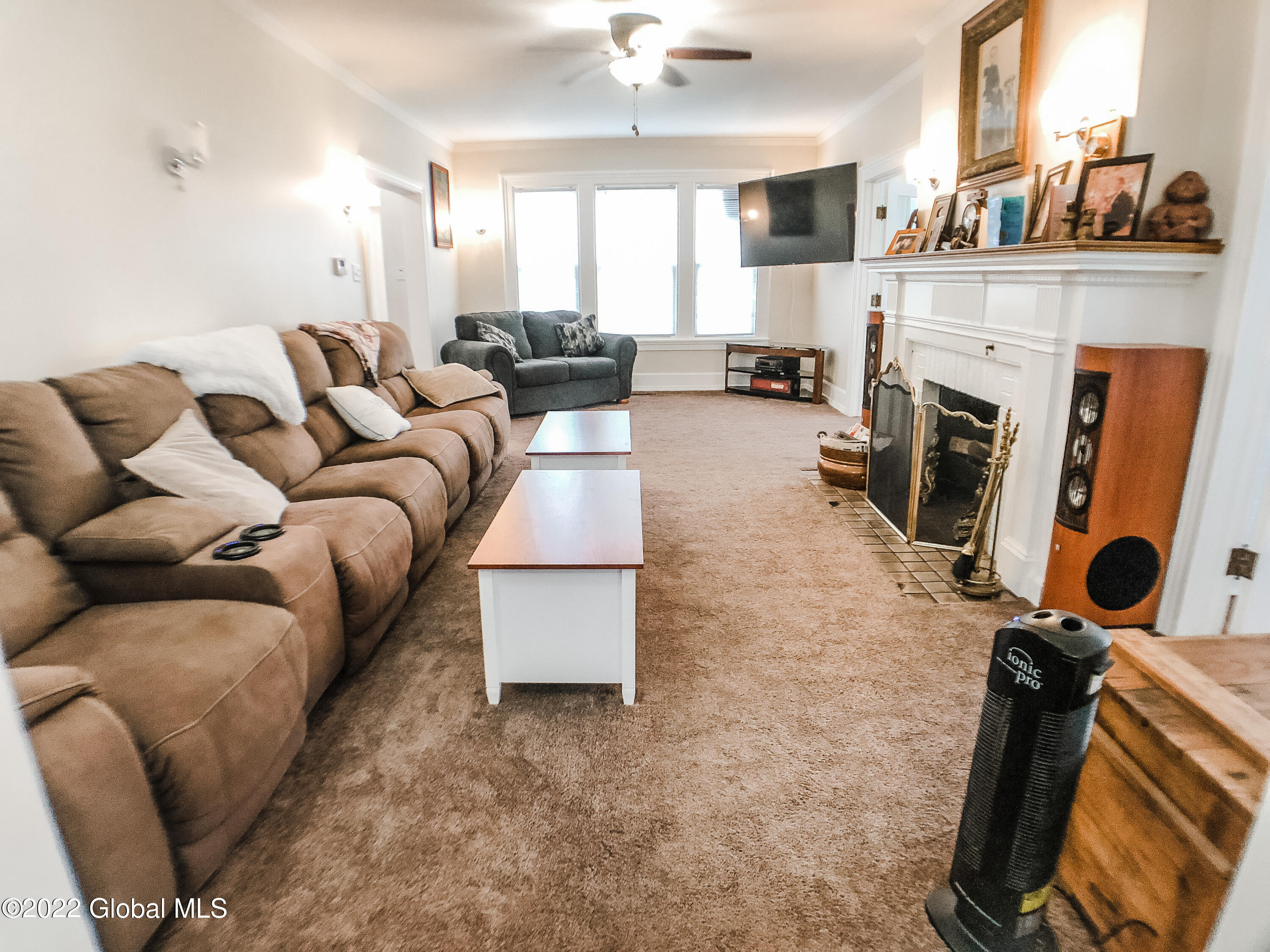 795 Wright Avenue Schenectady, NY 12309 - Photo 16 of 55 IMG_2392