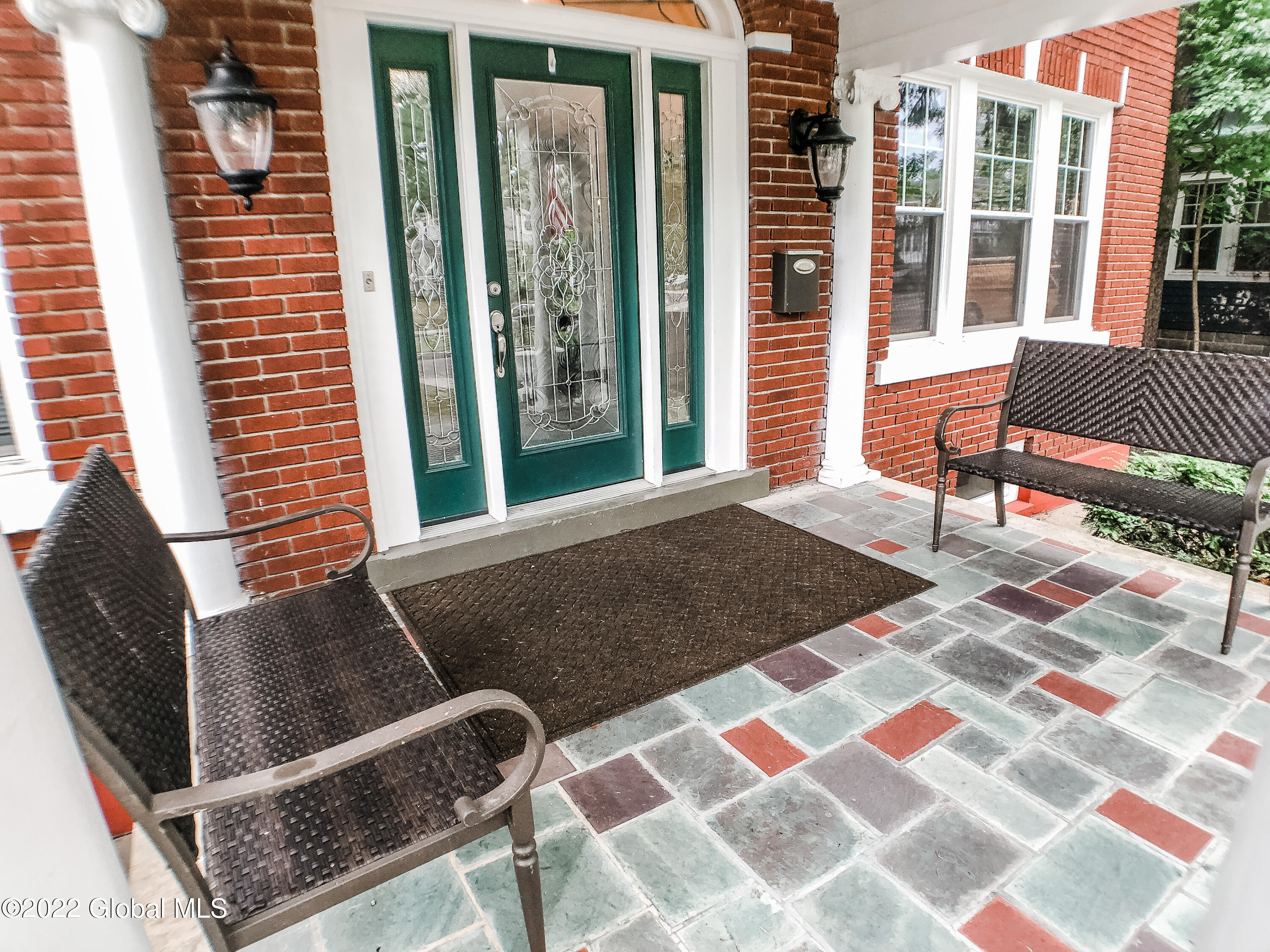 795 Wright Avenue Schenectady, NY 12309 - Photo 2 of 55 IMG_2372