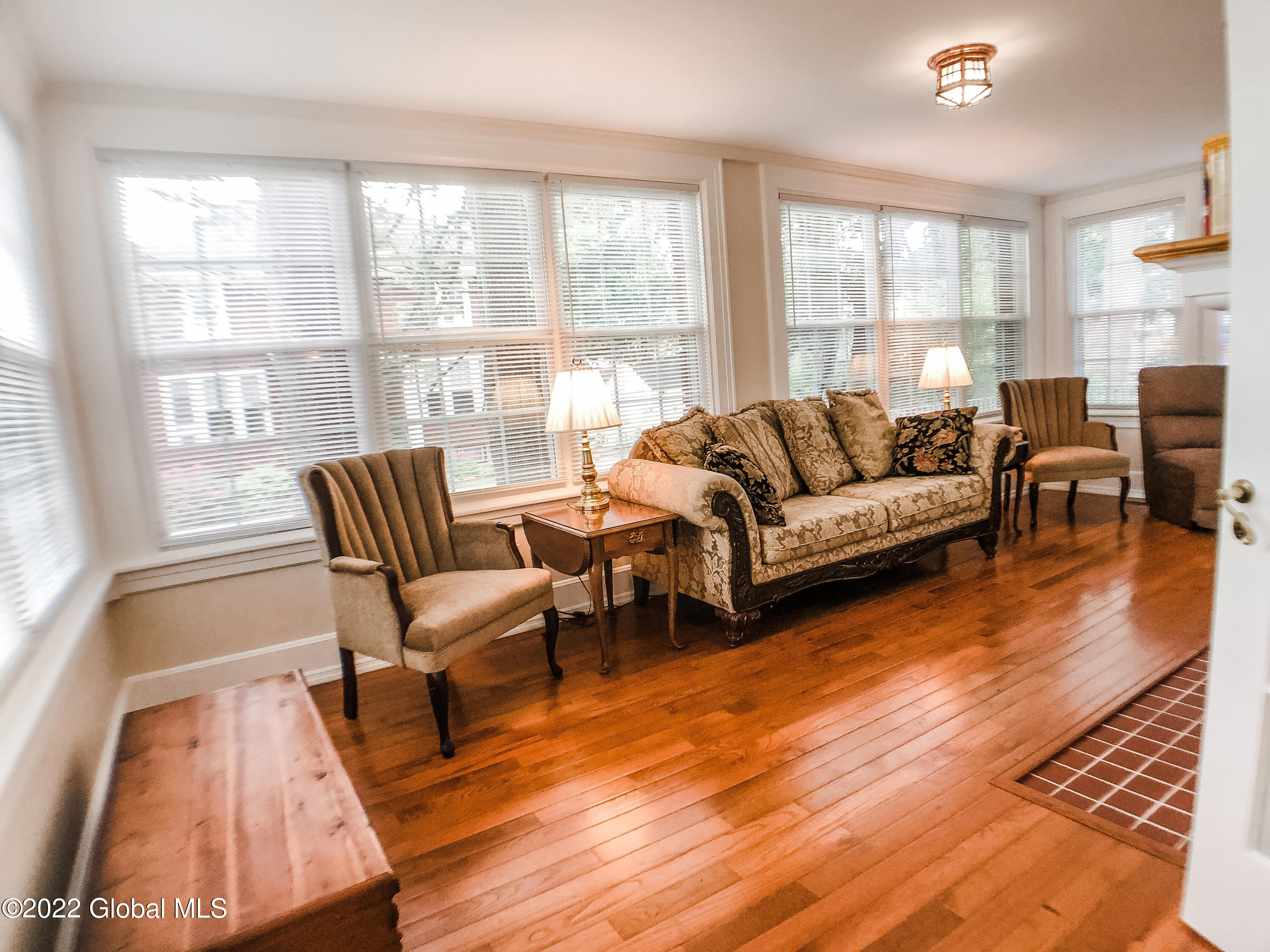 795 Wright Avenue Schenectady, NY 12309 - Photo 21 of 55 IMG_2397