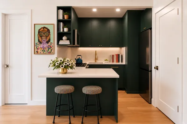 $395,000 | 461 West 44th Street, Unit 6B | Hell's Kitchen