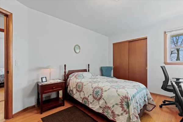 $474,900 | 15540 West Glendale Drive, New Berlin, WI 53151