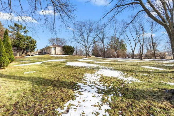 $474,900 | 15540 West Glendale Drive, New Berlin, WI 53151
