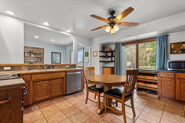 $474,900 | 15540 West Glendale Drive, New Berlin, WI 53151