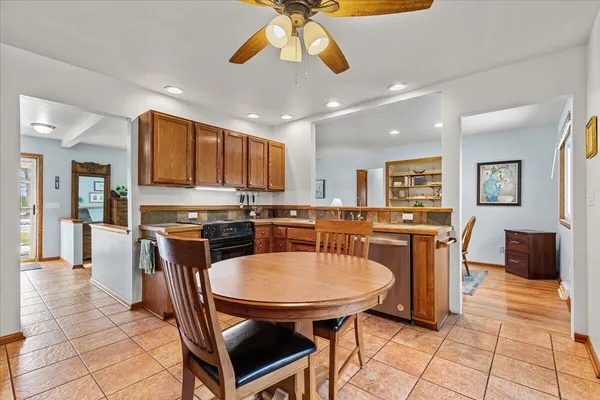 $474,900 | 15540 West Glendale Drive, New Berlin, WI 53151