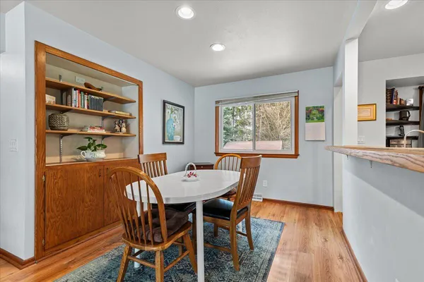 $474,900 | 15540 West Glendale Drive, New Berlin, WI 53151