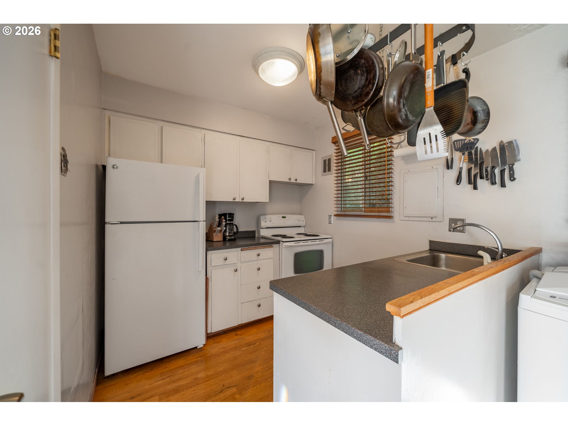 847 Southwest Broadway Drive, Unit 32 Portland, OR 97201 - Photo 5 of 28