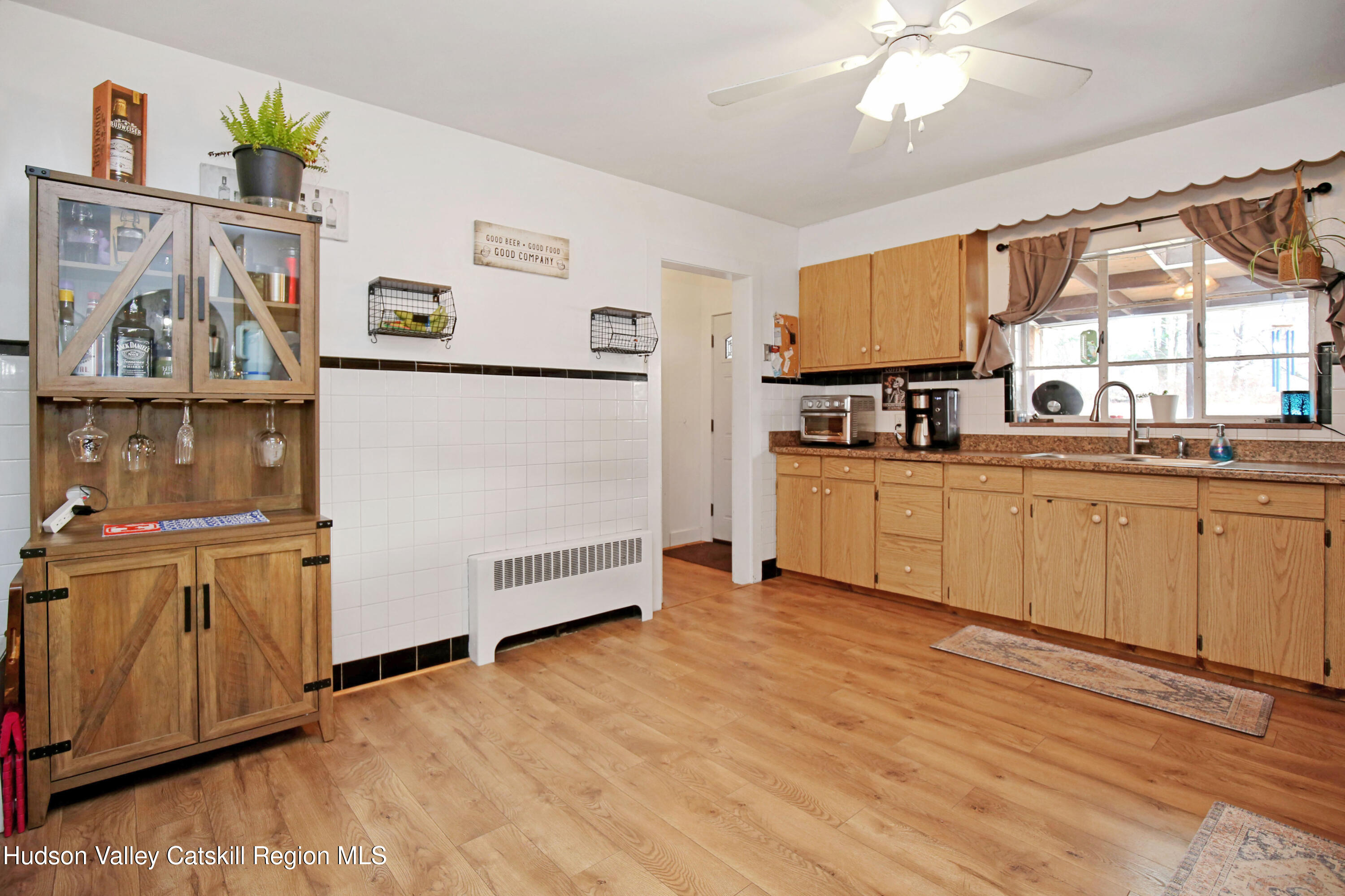 782 Freedom Plains Road Poughkeepsie, NY 12603 - Photo 16 of 41 1733735293235_1733701325937img0774_1