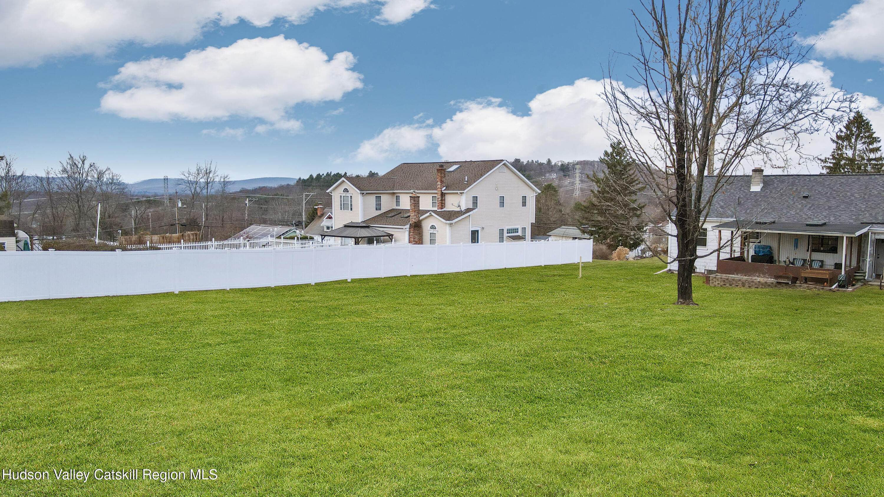 782 Freedom Plains Road Poughkeepsie, NY 12603 - Photo 35 of 41 1733735277630_1733701300609dji0223_1