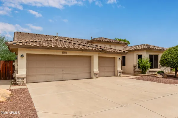 $729,000 | 434 East Sheffield Avenue, Gilbert, AZ 85296