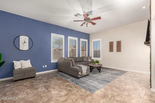 $725,000 | 434 East Sheffield Avenue, Gilbert, AZ 85296