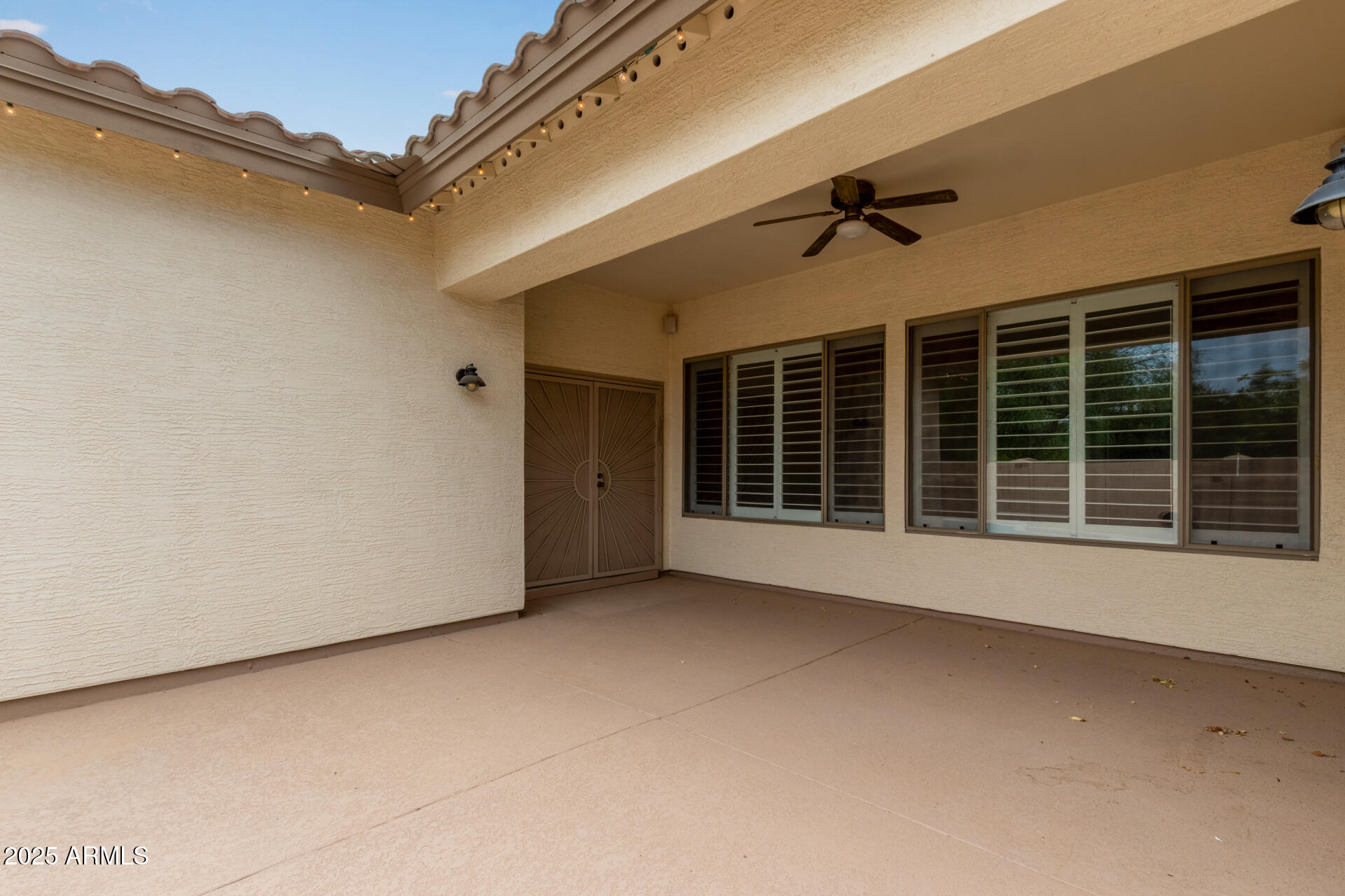 434 East Sheffield Avenue Gilbert, AZ 85296 - Photo 36 of 52 an empty room with windows