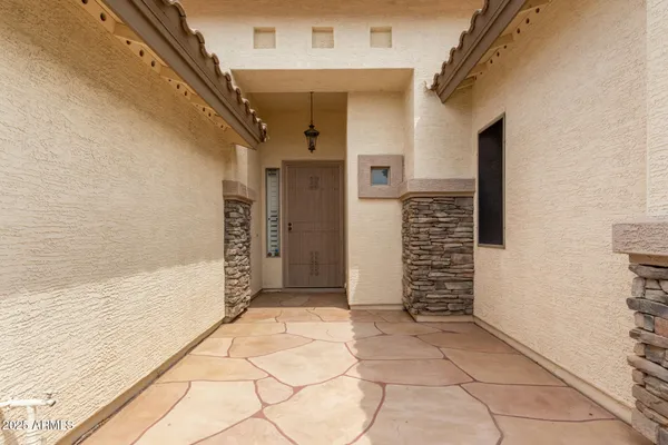 $725,000 | 434 East Sheffield Avenue, Gilbert, AZ 85296